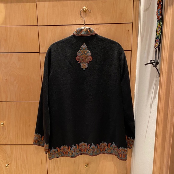 Jacket - Picture 2 of 4